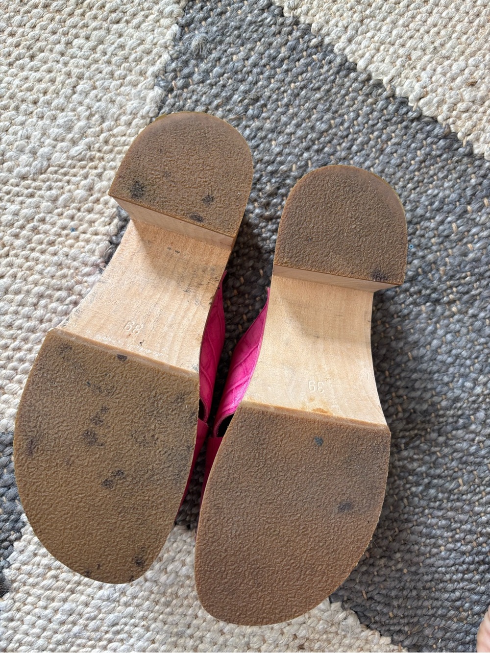 Swedish Hasbeens Hot Pink Crisscross Leather Slide Clogs - Picture 3 of 6